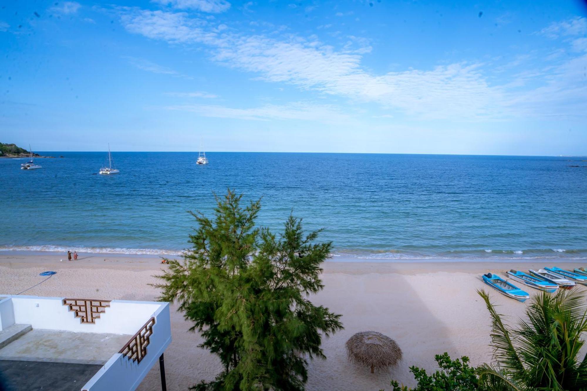 Trinco Beach By Dsk Trincomalee Exteriér fotografie